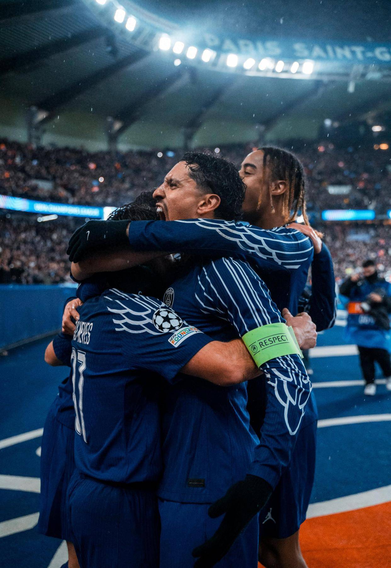 巴黎圣日耳曼客场逢强敌，挑战犹存