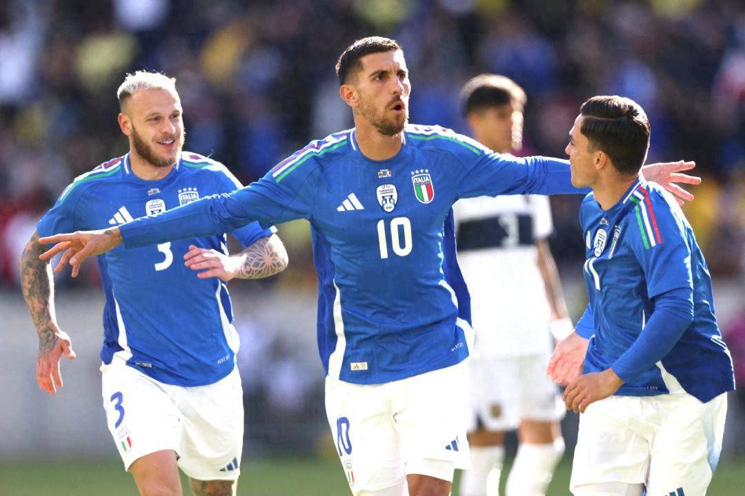 意大利队胜出对阵巴西队的比赛 意大利队胜出对阵巴西队的比赛