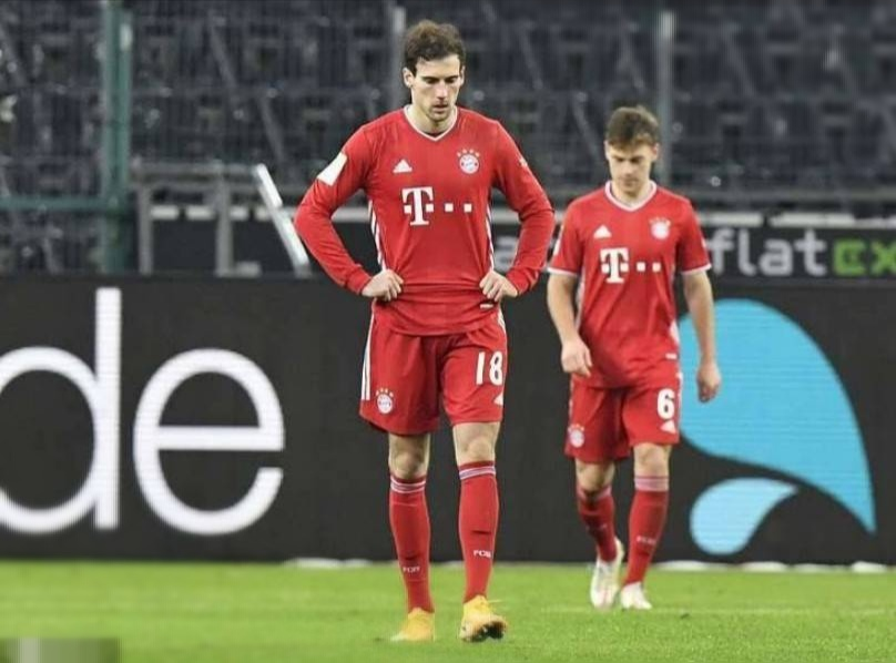 沙尔克防守线连续失误，折戟告负的简单介绍